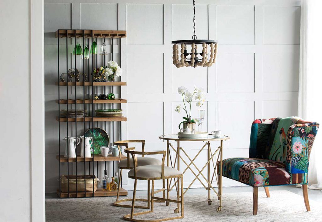 COZY DINING ROOM