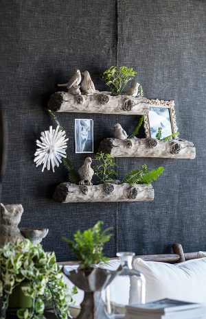 Wall Containers