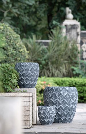 Outdoor Pots & Urns